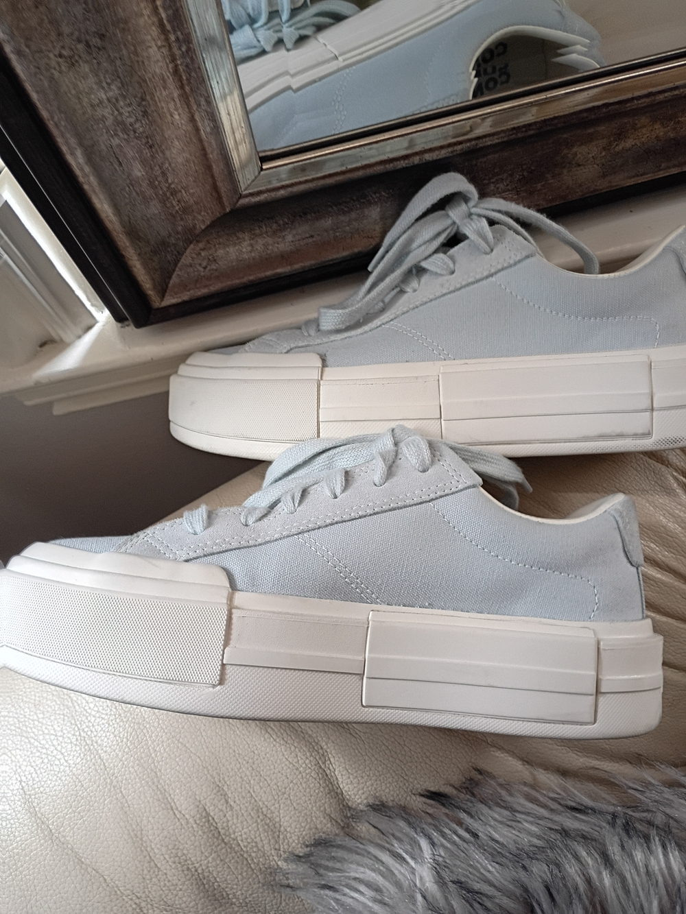 Converse Light Blue Canvas Low-Top Sneakers - Picture 5 of 8